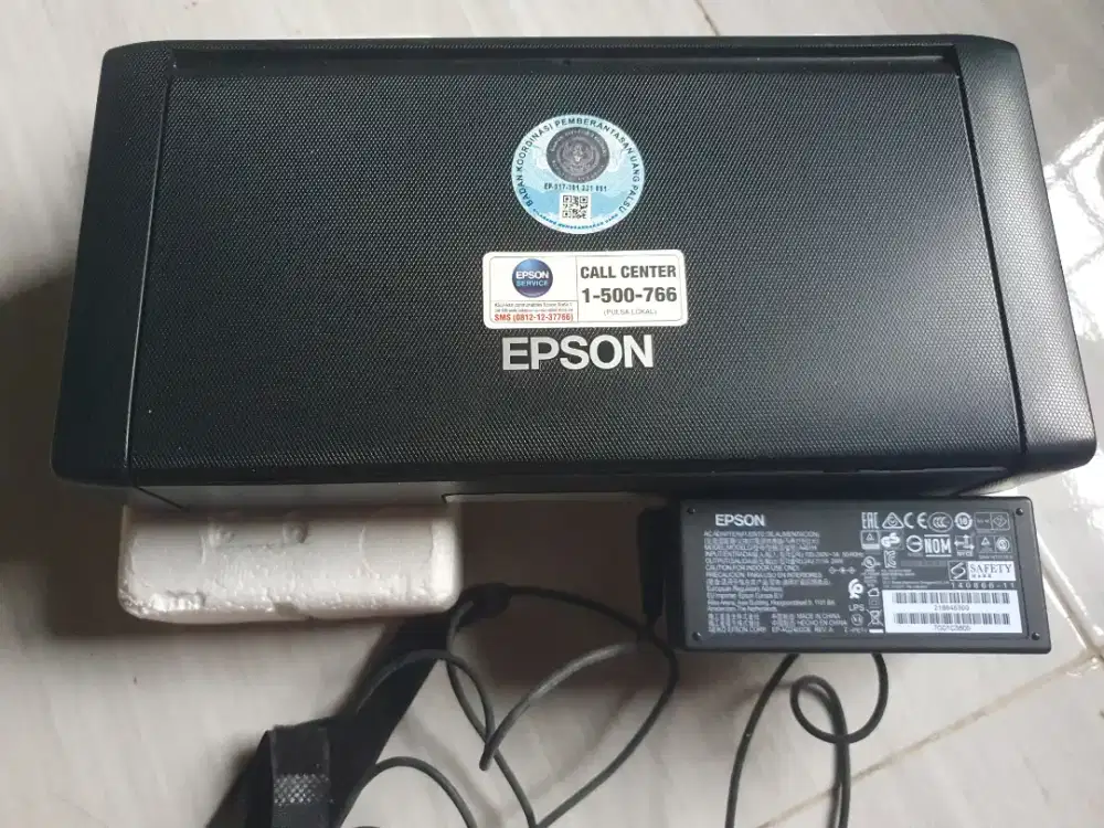 Printer epson wf 100