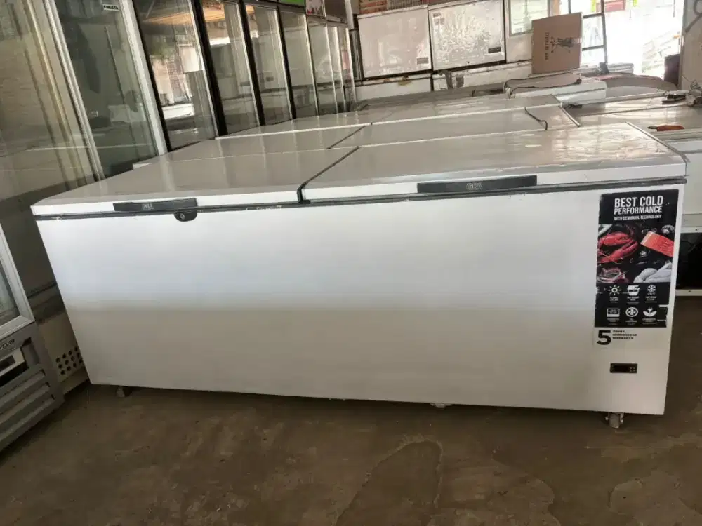 Freezer box 1200l GEA