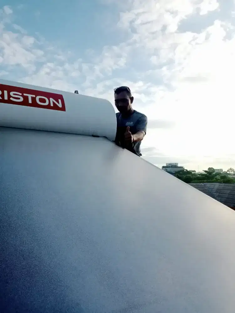 Jasa service Ariston cilandak