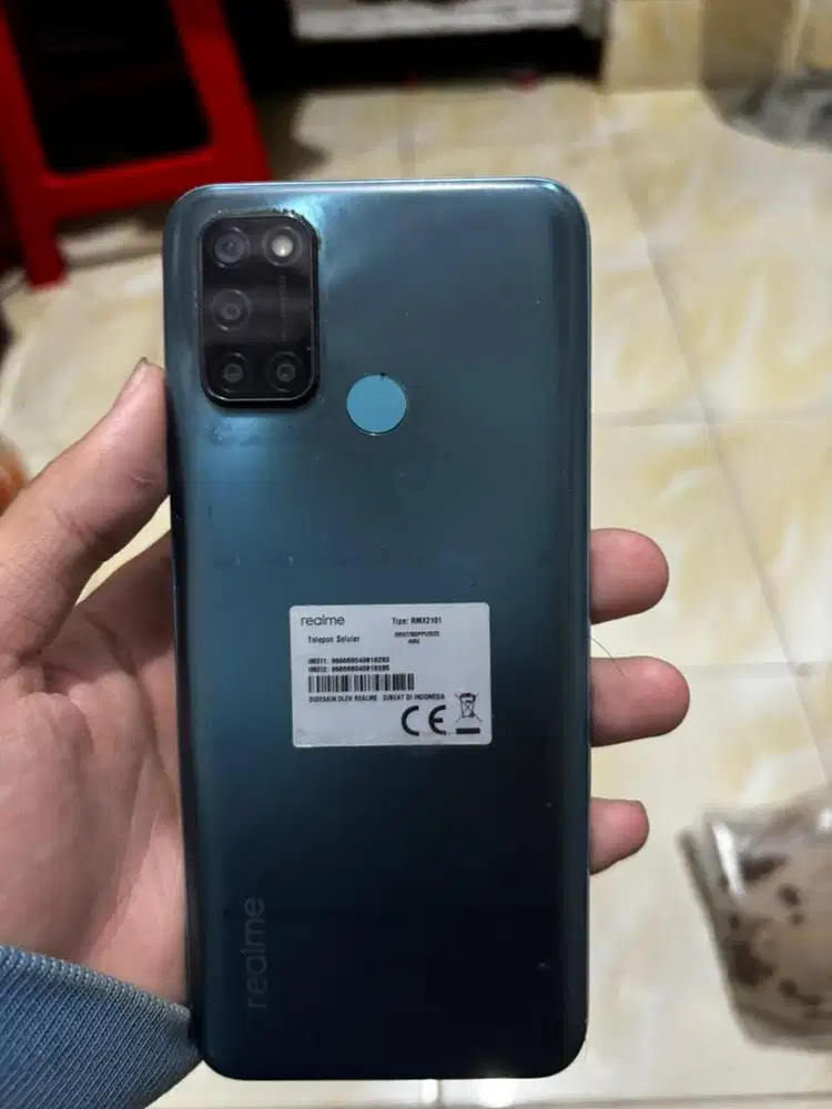 realme c17 (6/256)