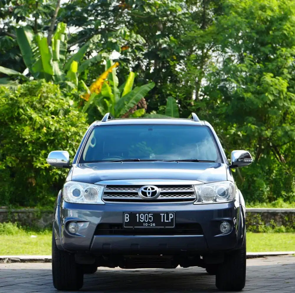 Fortuner Diesel 2010. Solar