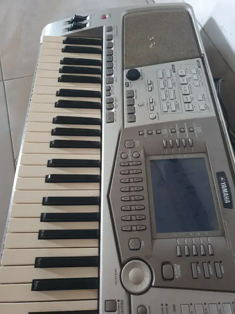 Yamaha psr 2100