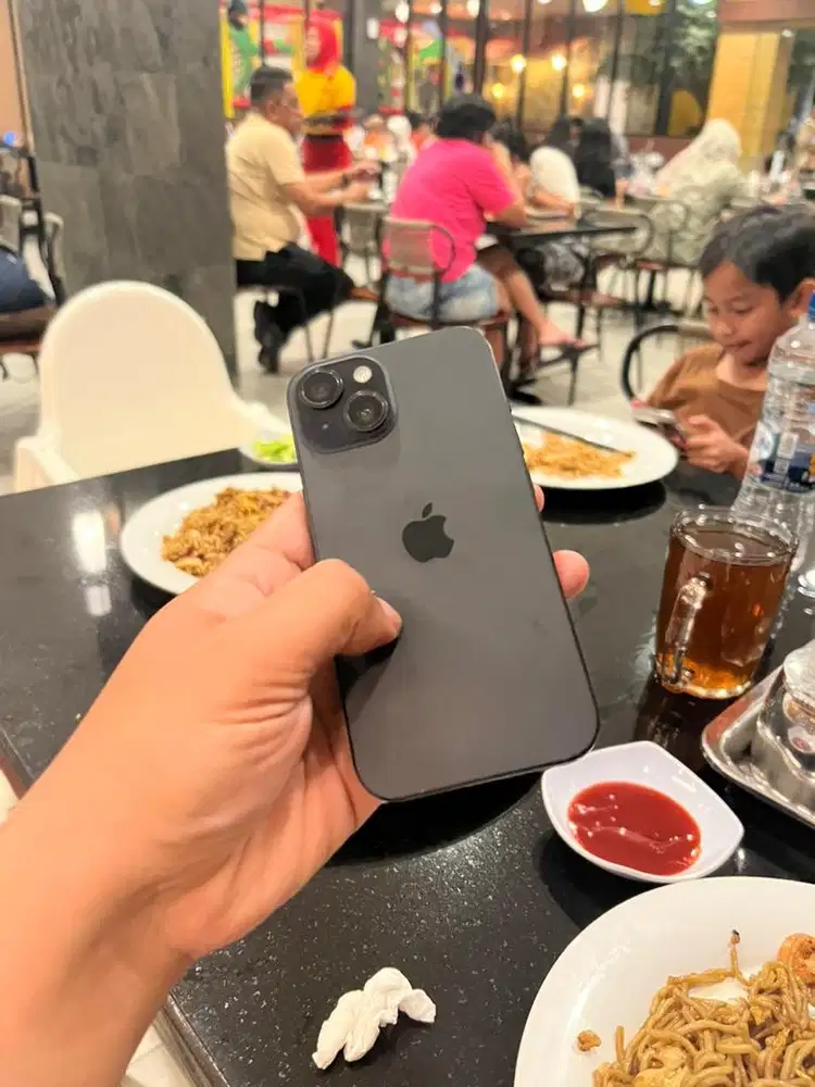 iphone 15 128gb resmi beacukai