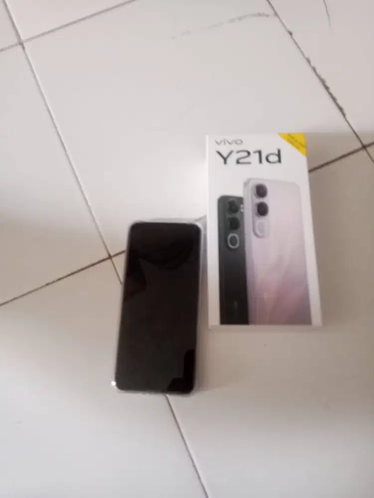 Dijual vivo y21d 8/128