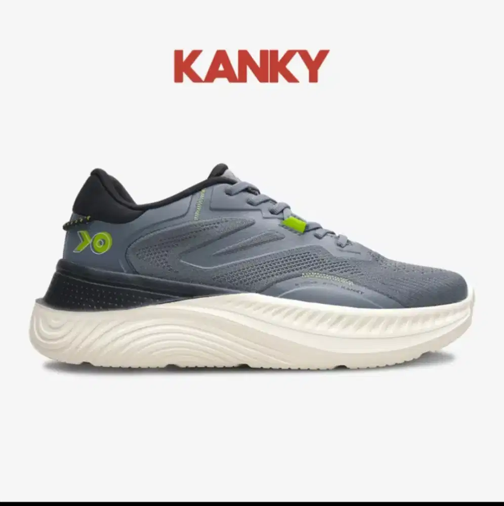 Sepatu running Kanky elevate
