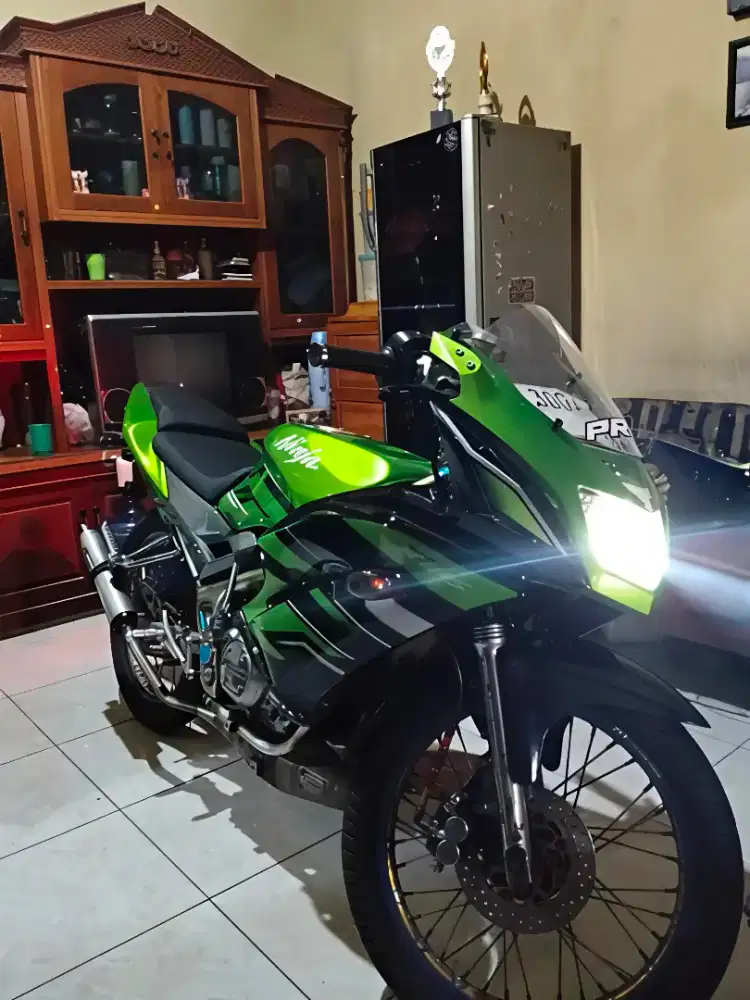 Ninja RR new 2013 mulus , mesin bagus