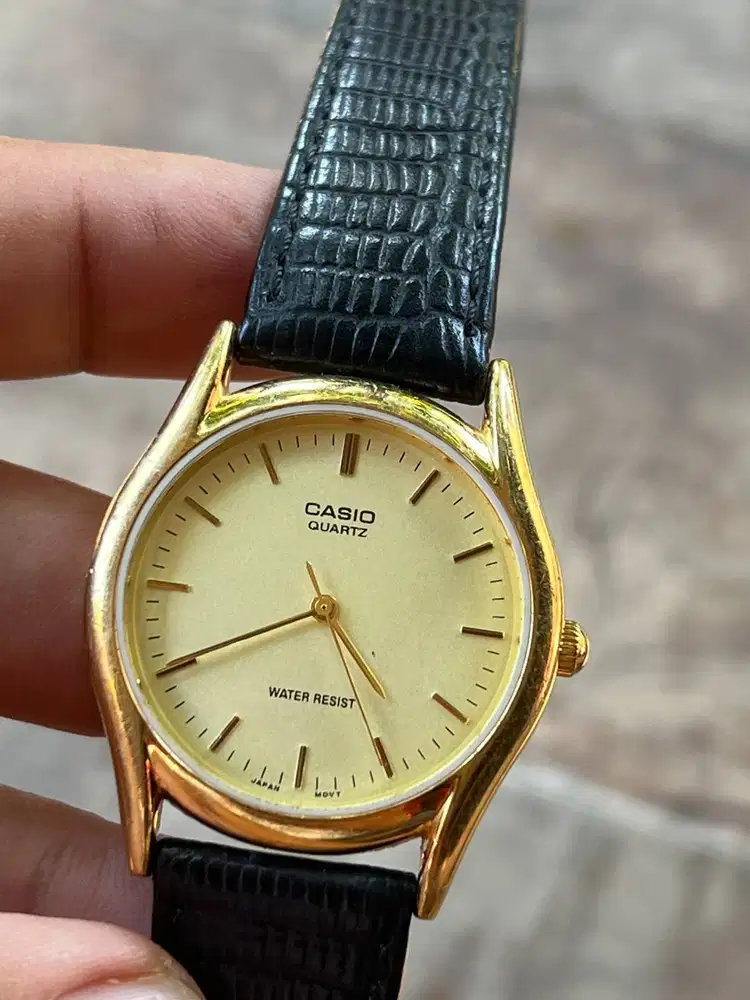 Jam tangan Casio