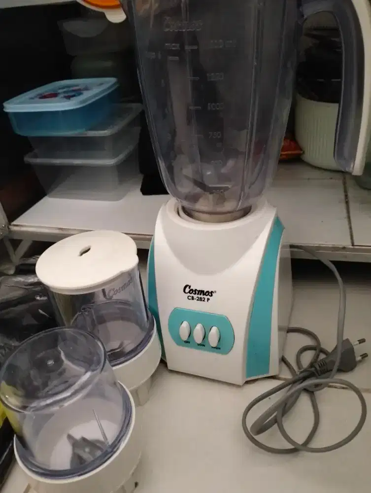 Blender cosmos cb 282p