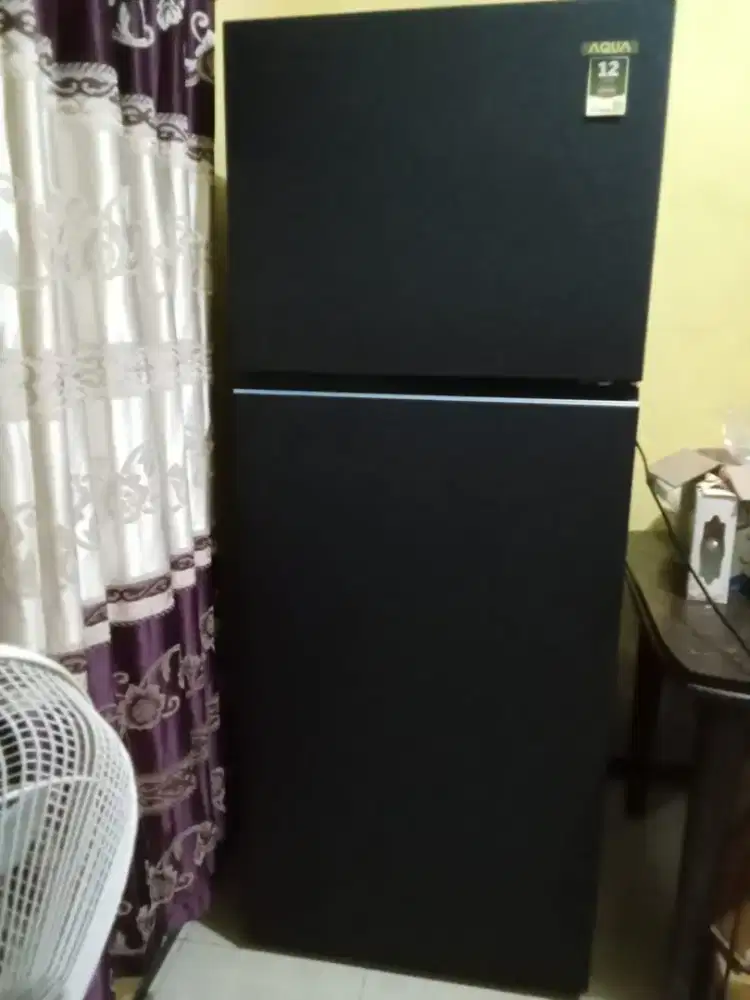 Kulkas Aqua 2 Pintu Besar