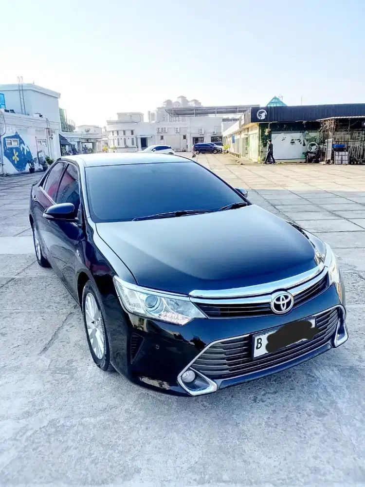 Toyota Camry V 2015 Matic Hitam
