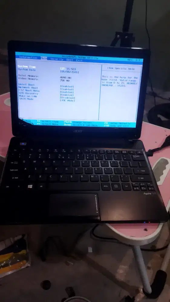 Laptop Aspire V5 121