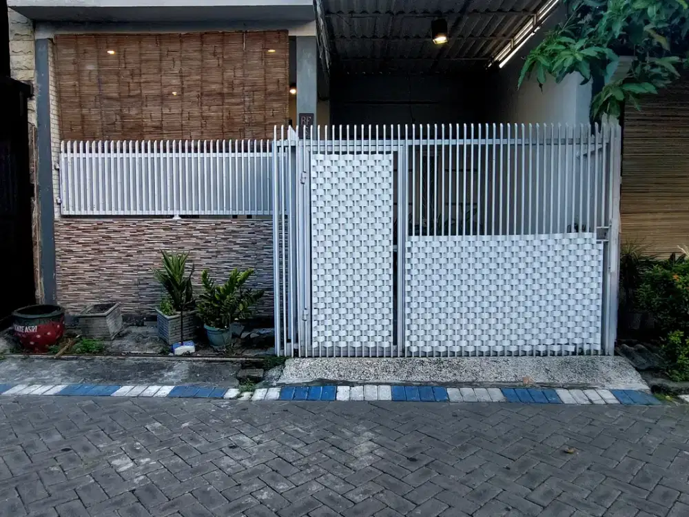 RUMAH CANTIK SIDOKARE BEBAS BANJIR