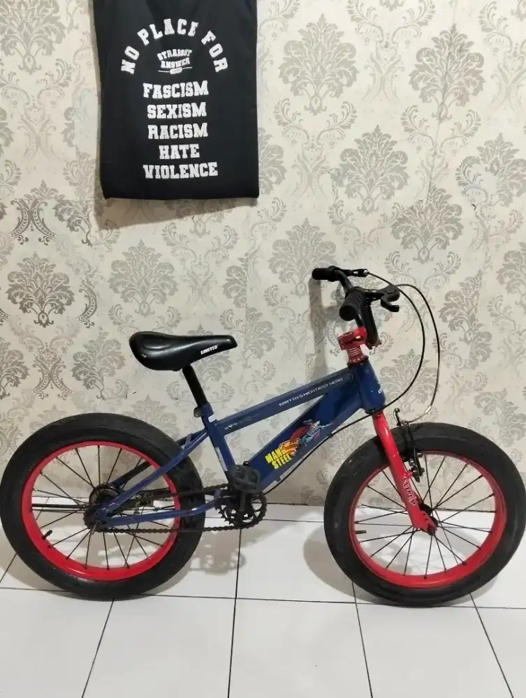 sepeda anak ukuran 18 untuk umur 5-9 tahun
