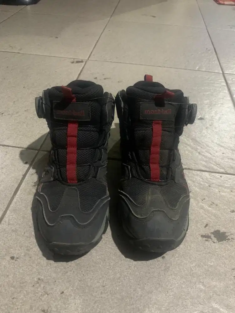 Jual spatu Mont bell uk 39.5