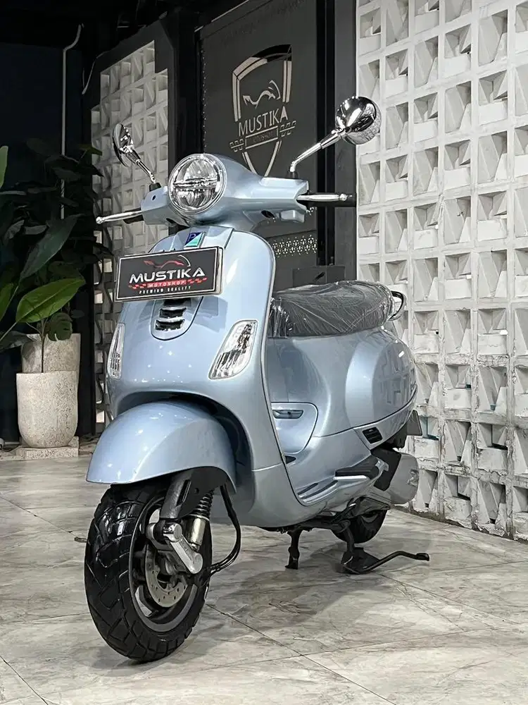 Stok Terbatas!!Vespa LX 125 iget th 2023 - Ayu Mustika