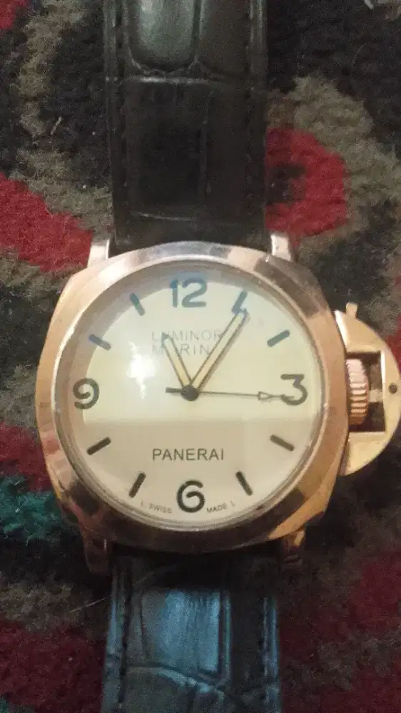 Jam tangan PANERAI