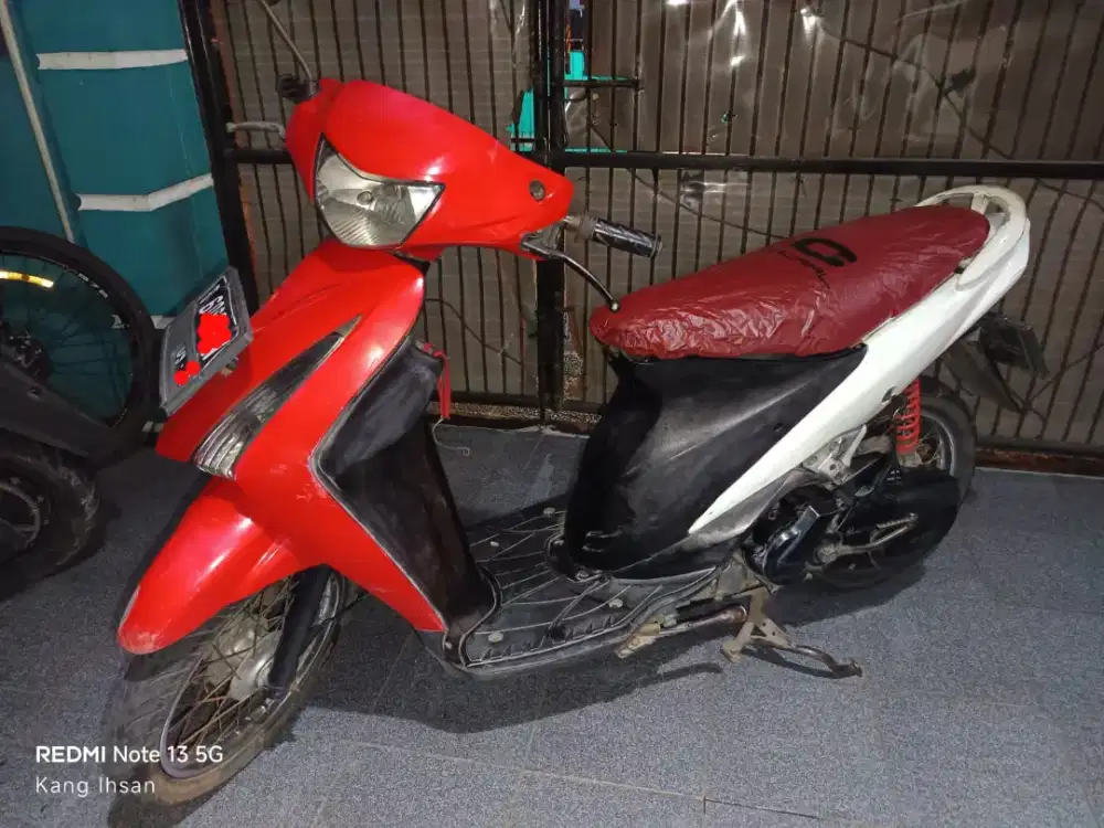 Suzuki Spin buat ajag ijig  anter anak sekola