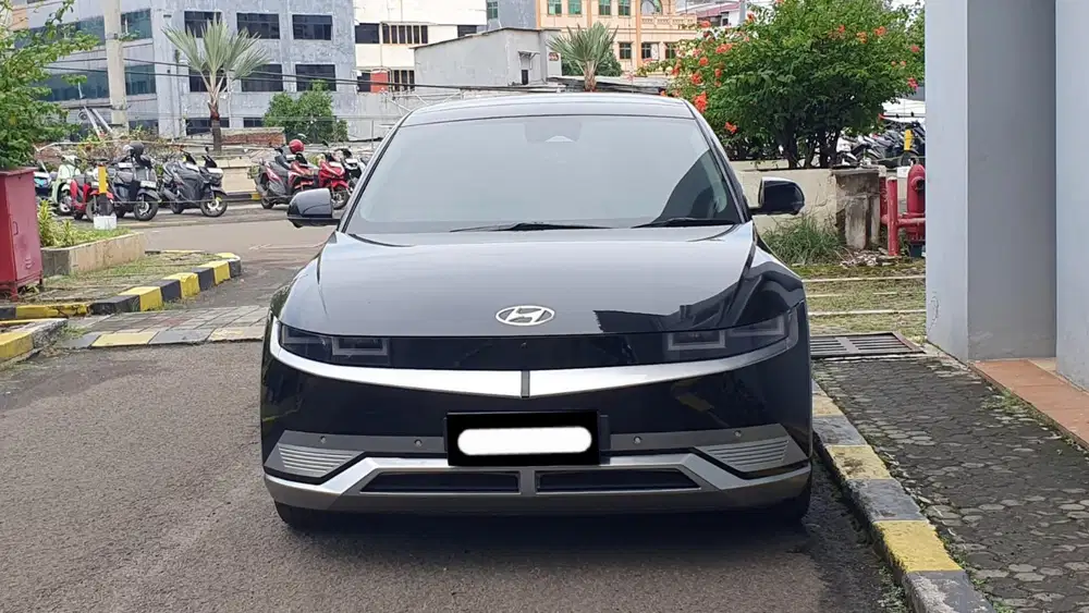 Km39rb hyundai ioniq 5 signature long range 2023 hitam