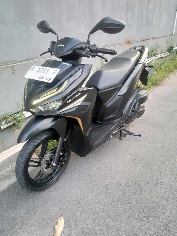 Honda Vario 125 keyless 2023 Hitam