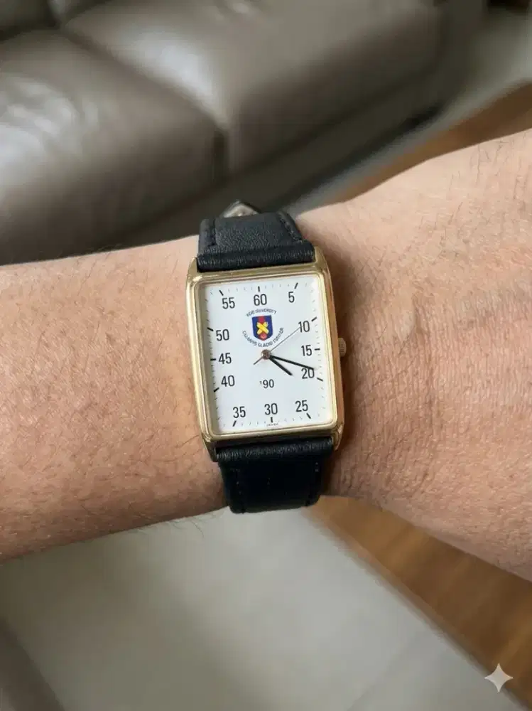 Jam tangan Citizen Tank Keio university