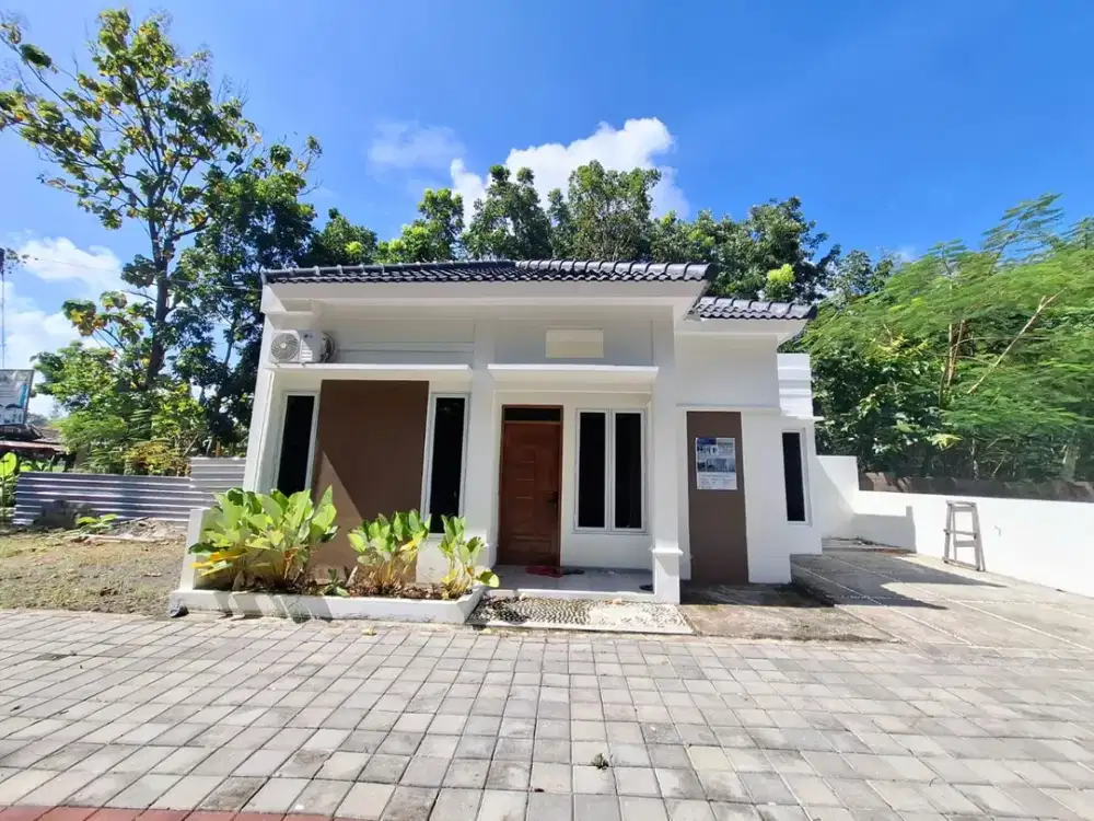 UNIT SIAP HUNI! Rumah 3 Kamar Daerah Kasongan Free 2 AC