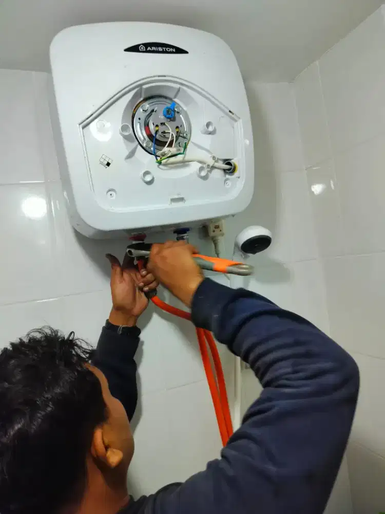 Jasa service water heater pasar Minggu
