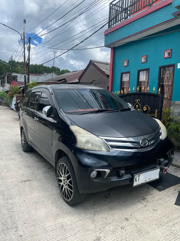 Daihatsu Xenia 2012 Bensin