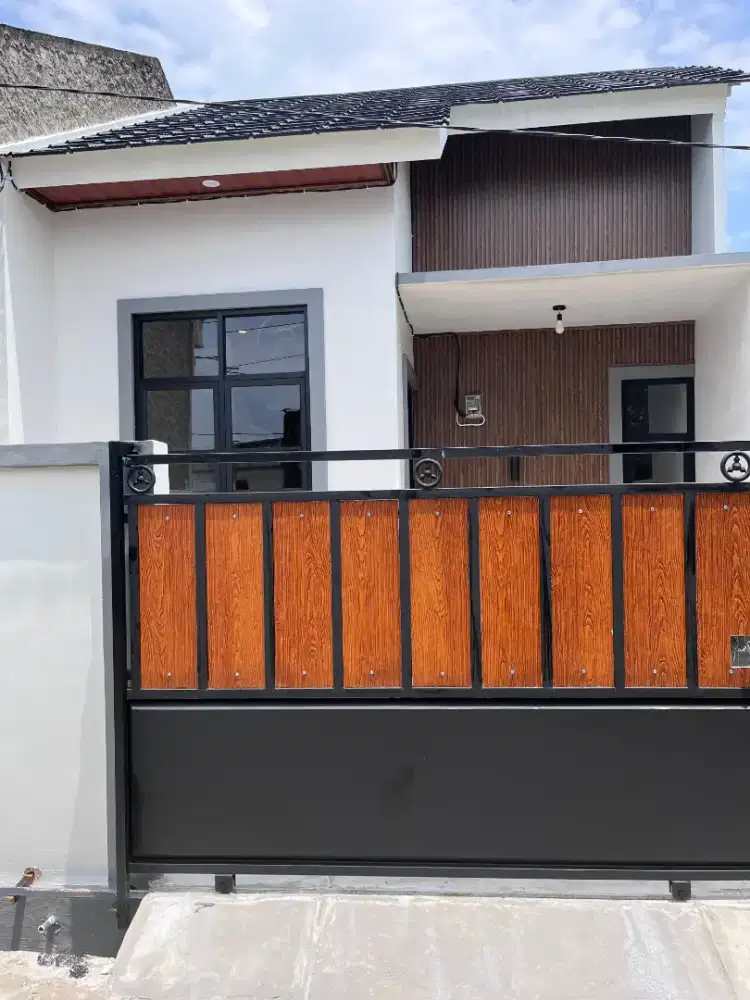 Rumah Elegan Minimalis Dekat Sekolahan dan Fasilitas Umum Lain