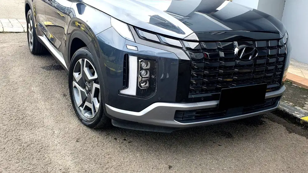 Hyundai Palisade Signature 2.2 Diesel Panoramic AT Grey On White 2023