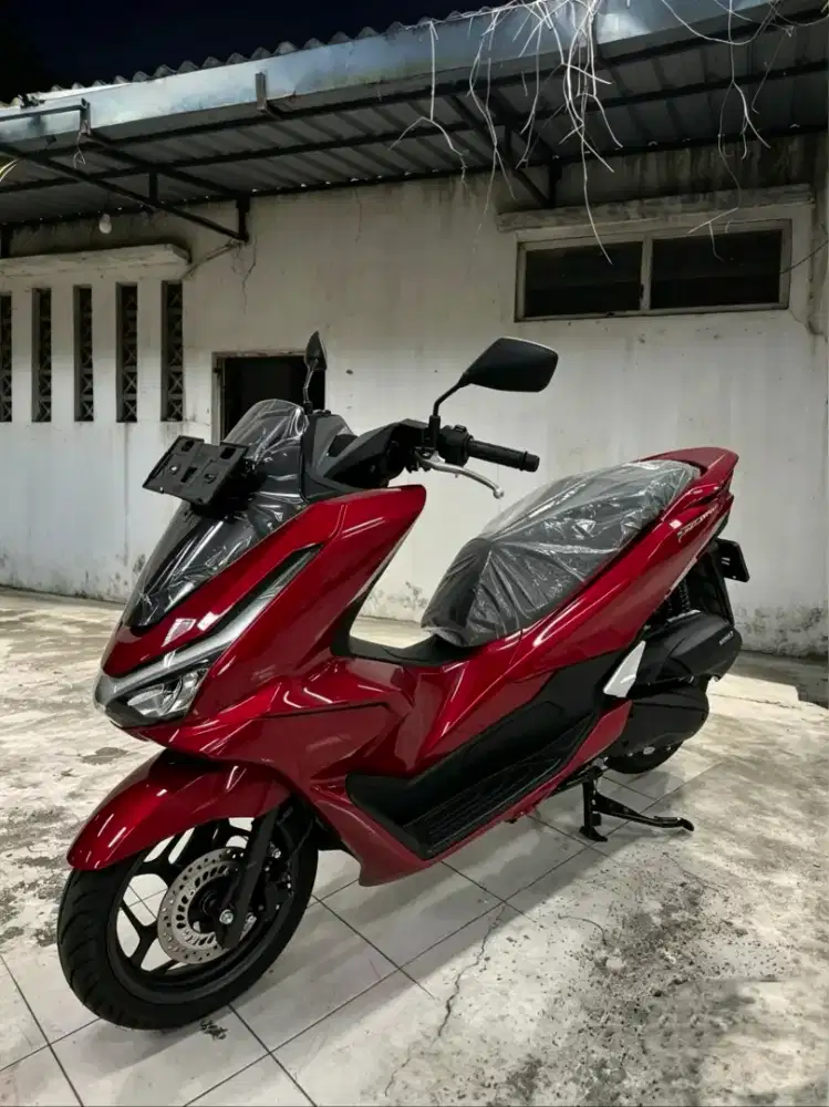 HONDA PCX 160 CBS RED