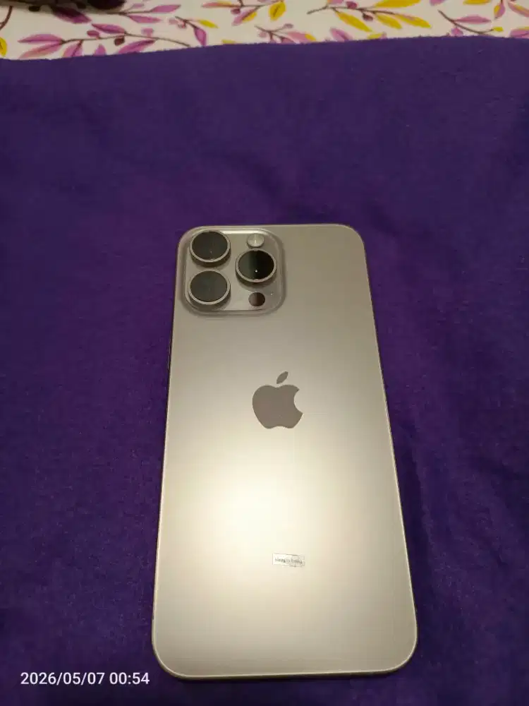 Jual santai Iphone 15 Pro Max 256GB Titanium Grey