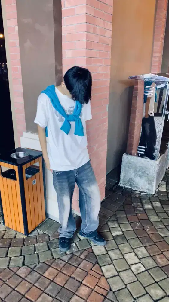 mencari pekerjaan apapun
