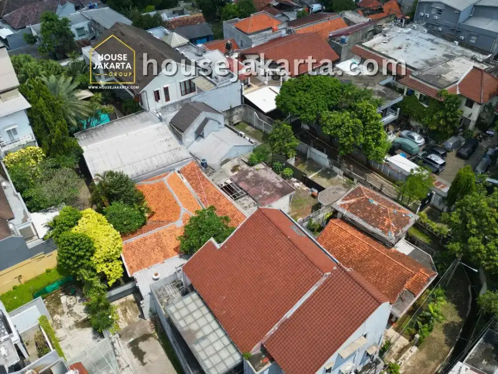 RUMAH RADIO DALAM Hunian luas, cocok untuk office