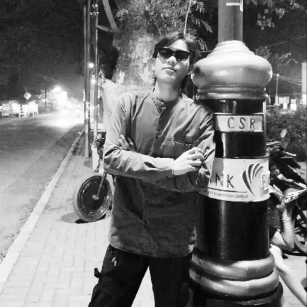 MENCARI LOWONGAN PEKERJAAN