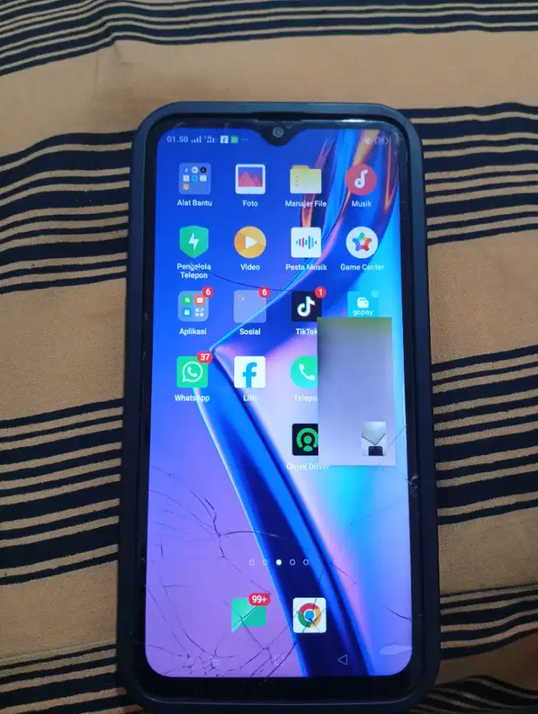 Oppo a12 ram 3/32 retak normal