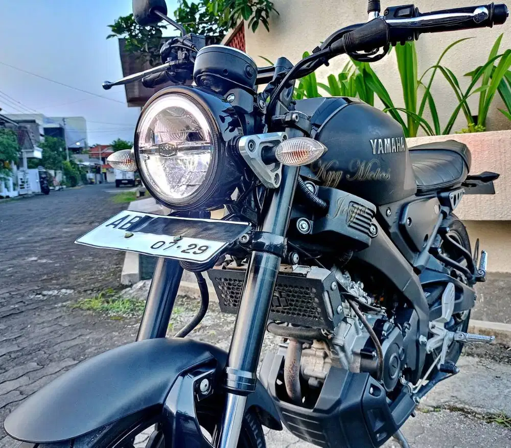 Yamaha XSR 155 Hitam Doff 2017 Plat AB Sleman Pajak Hidup