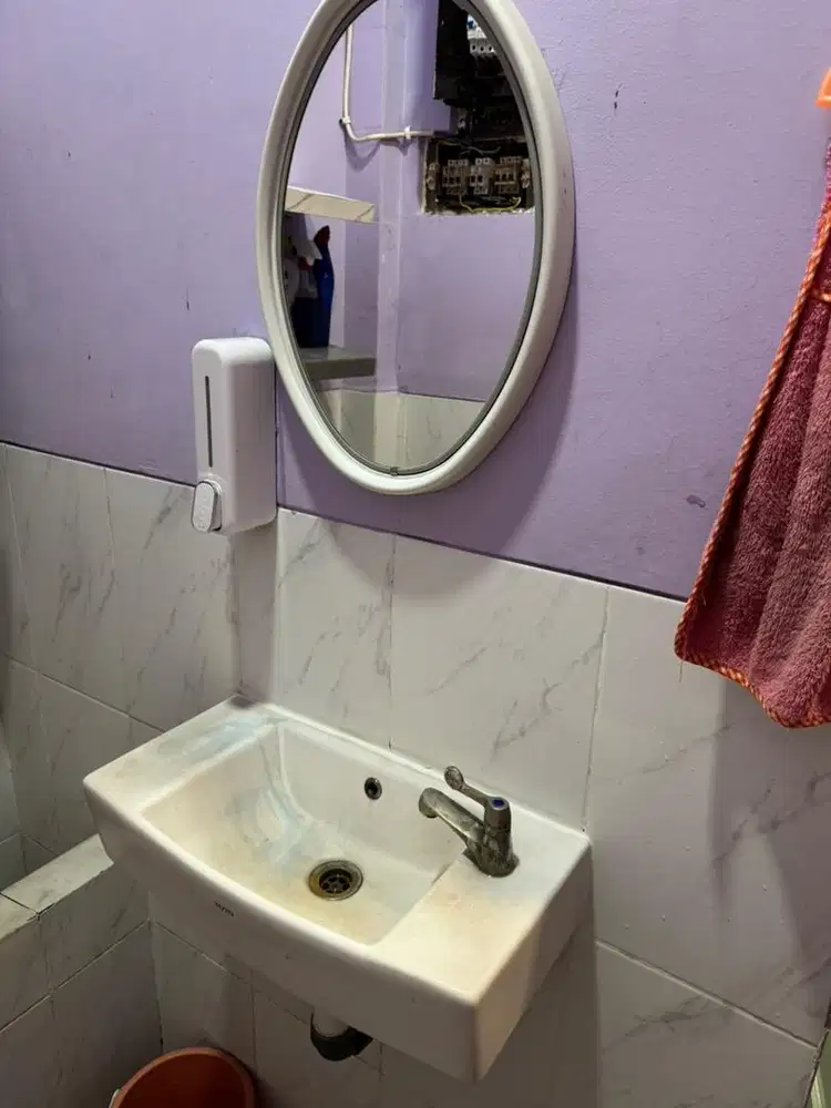 Wastafel Merk Toto