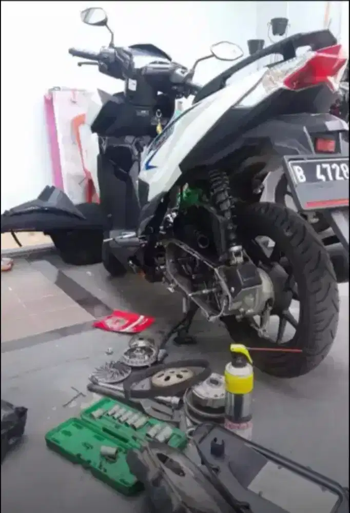 Service motor panggilan