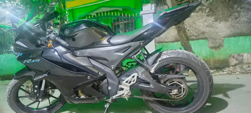 Jual motor r15 V4