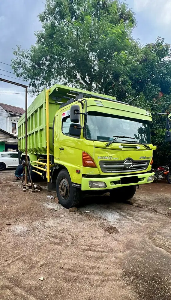 Hino FM260JD 6x10 2012