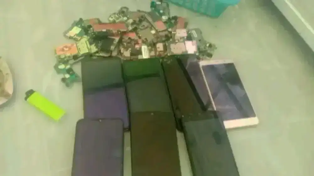 Terima hp rusak mati