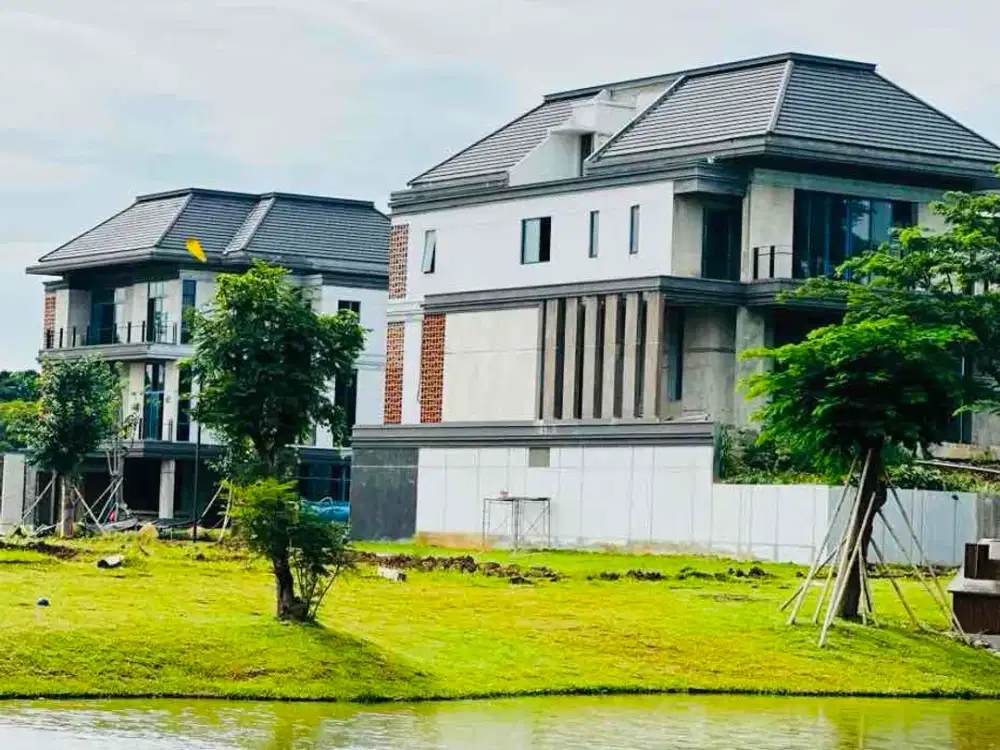 Dijual Soultan Island Rumah Mewah Summarecon Bekasi 15x25 m2 Green