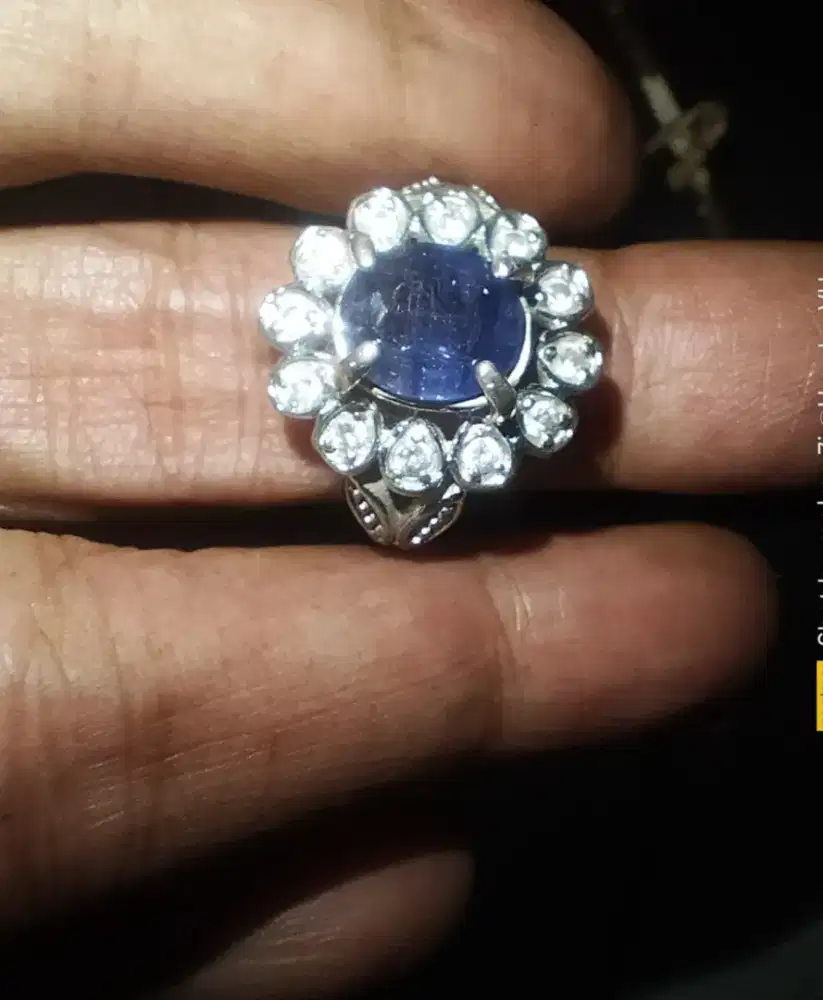 Batu Safir Ceylon