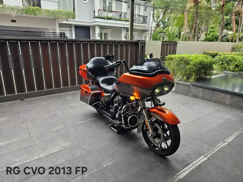 ROAD GLIDE CVO
Full Paper
Th 2013