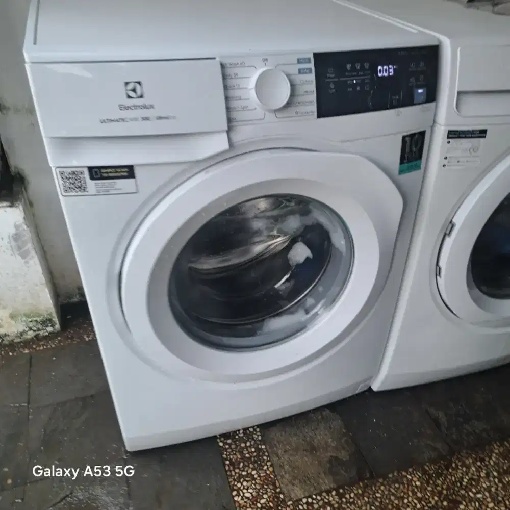 Mesin cuci electeolux 7.5 kg