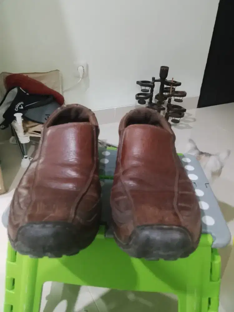 Sepatu hush puppies masih bagus