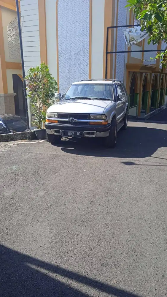 OPEL BLAZER MONTERA 2.2L SOHC SILVER MULUS