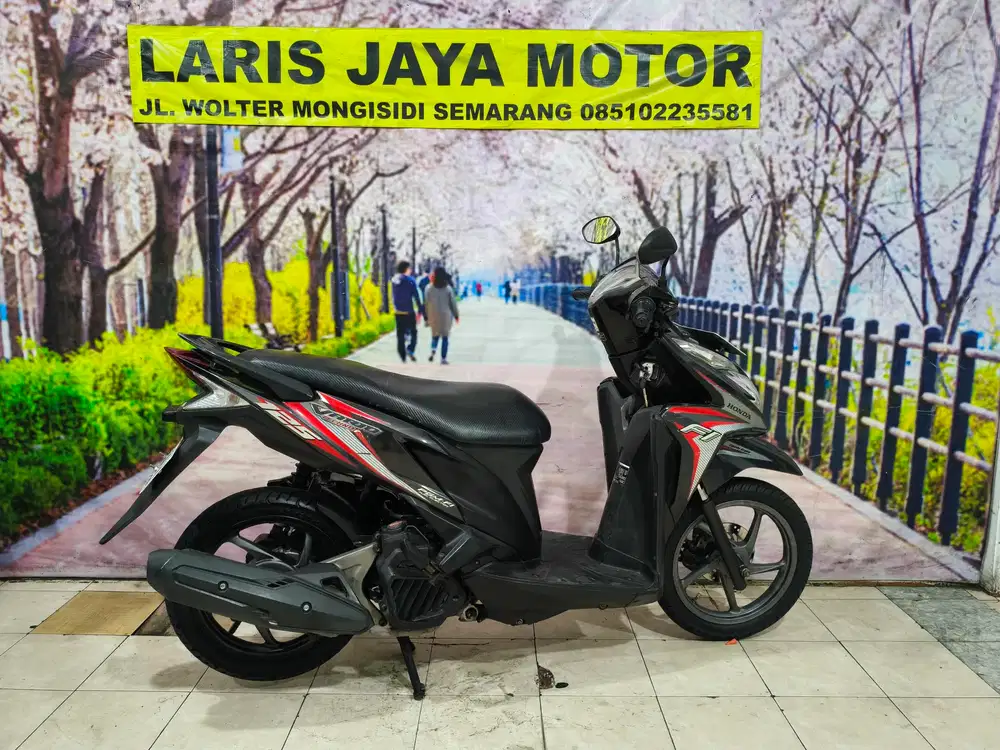 Vario 125 kzr tangan pertama