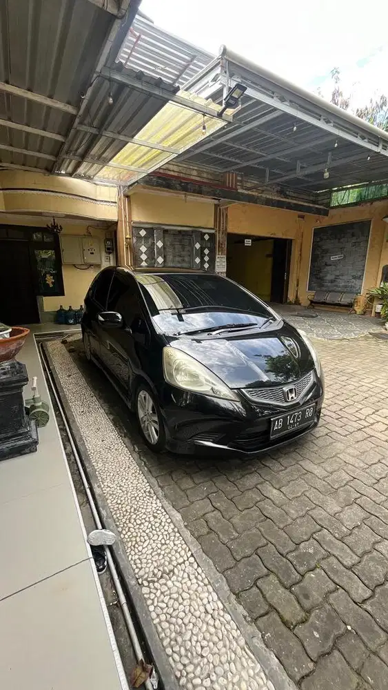Jazz RS 2010 Matic Hitam