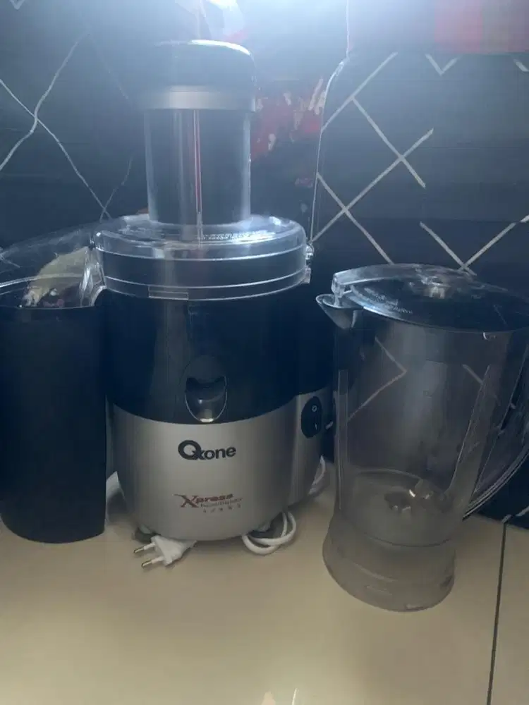 Dijual juicer dan blender Oxone murah jarang dipakai